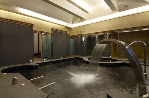 尊寵溫泉洗浴會所