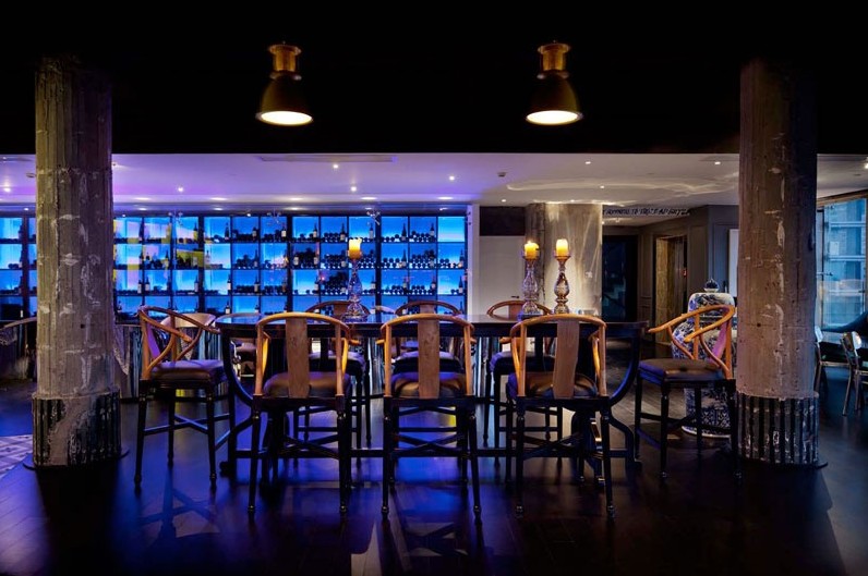 高端酒吧會(huì)所設(shè)計(jì) 現(xiàn)代與懷舊的碰撞