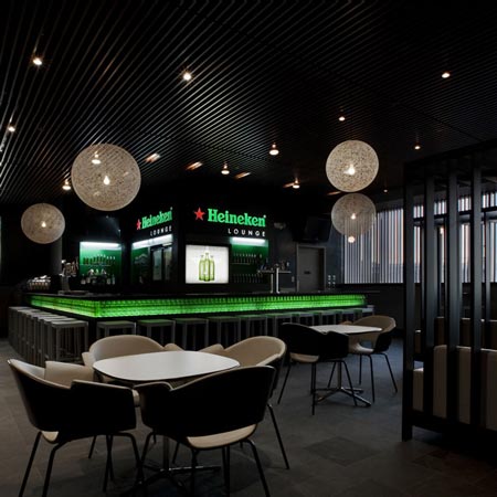 喜力酒廊設計采用大膽創(chuàng)新的酒吧概念