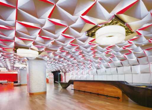 蒙特利爾藝術(shù)廣場(chǎng)沙龍酒吧設(shè)計(jì)欣賞