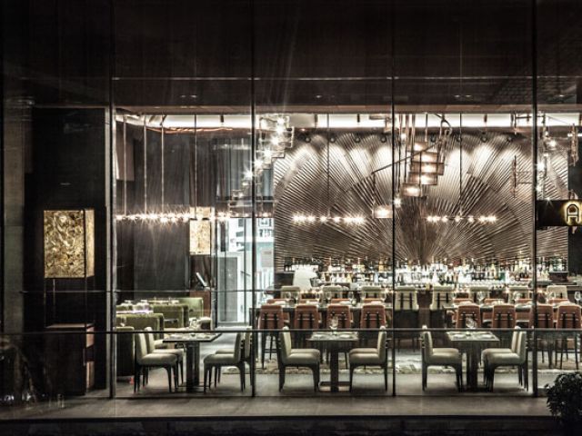 香港AMMO酒吧設(shè)計 結(jié)合未來感與復(fù)古風(fēng)