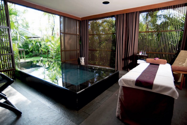 水療洗浴中心“六感”