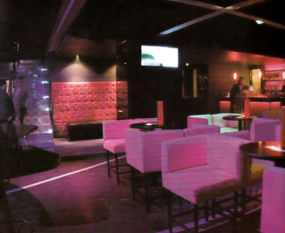 墨西哥城的Bungalow酒吧俱樂部設計欣賞