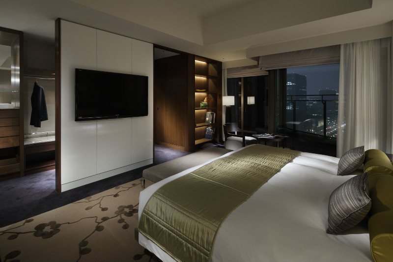 坐享東京魅力夜景 皇宮酒店客房設(shè)計欣賞